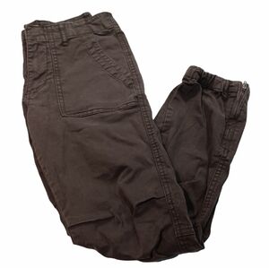 ARITZIA TNA capri cargo khaki pants